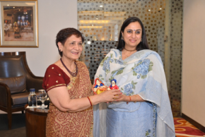 Kalam-Jaipur-Divya-Mathur-Felicitation-300x200