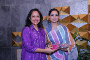 TWC-Meerut-Shinijini-Kumar-Author-Felicitation-300x200