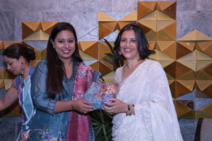 TWC-Meerut-Shinijini-Kumar-Conversationalist-Felictation-300x200