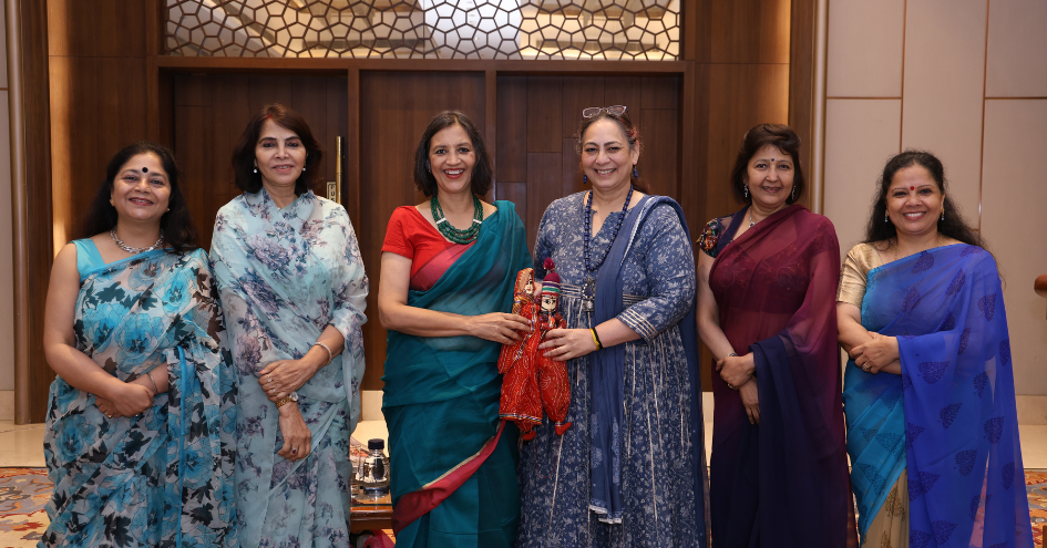 TWC-Lucknow-Shinjini-Kumar-Group-Picture