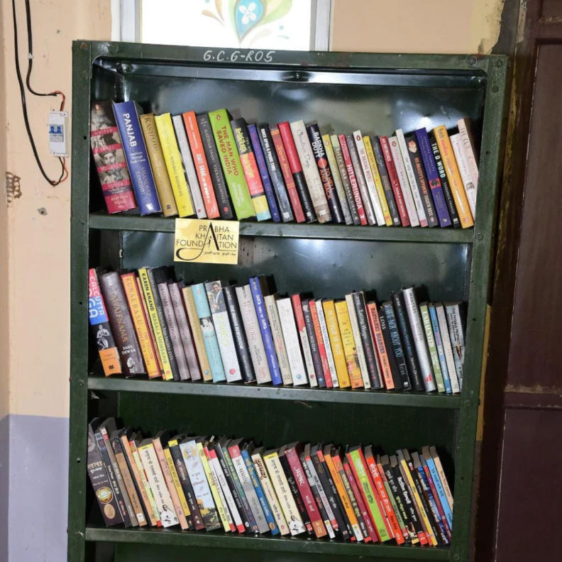 School & University Libraries