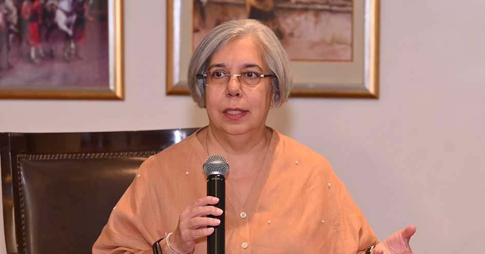The-Write-Circle-Jaipur-with-Arti-Dwarkadas-AUthor